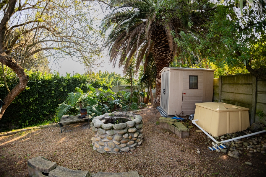 4 Bedroom Property for Sale in Kenridge Heights Western Cape